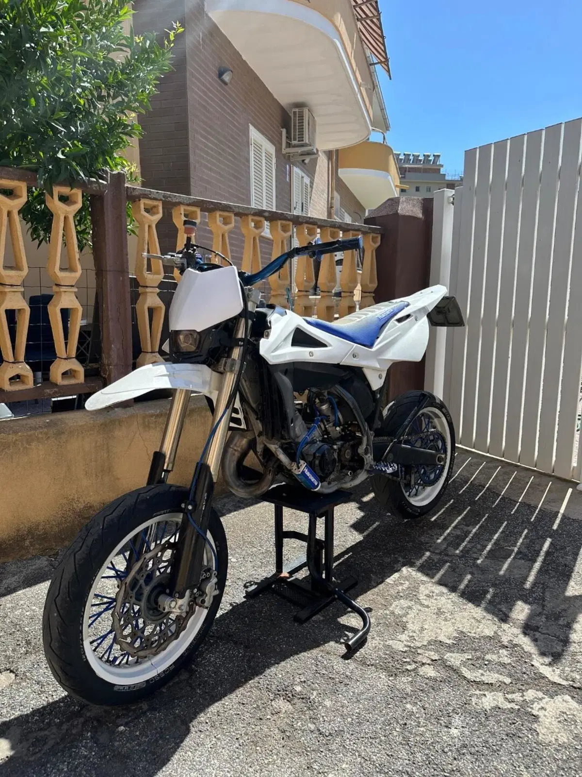 Husqvarna SM 125 (2009) (2)