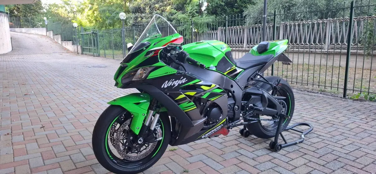 Kawasaki Ninja 1000 ZX-10R KRT Replica (2019 - 20) (2)