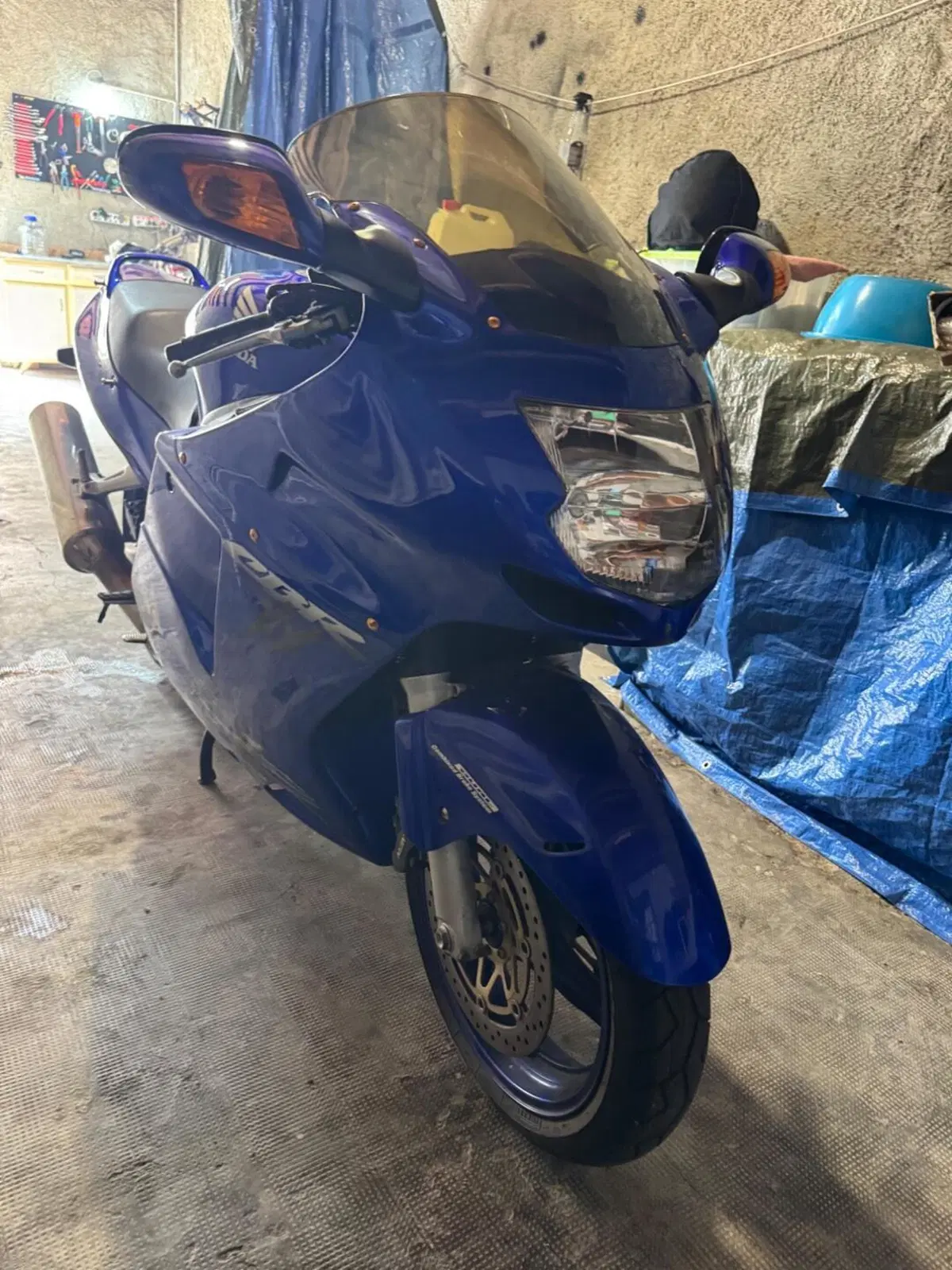 Honda CBR 1100 XX  (2001 - 06) (10)