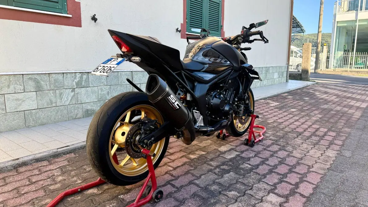 Honda CB 1000 Hornet SP (2025 - 26) (3)