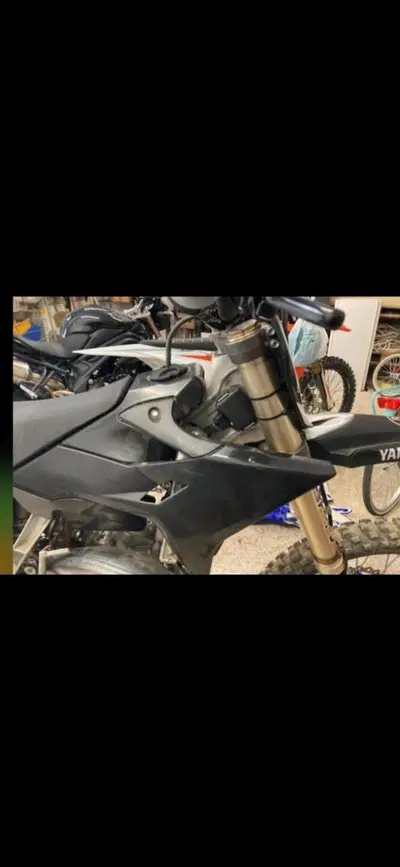 Yamaha YZ 125 (2017) usata