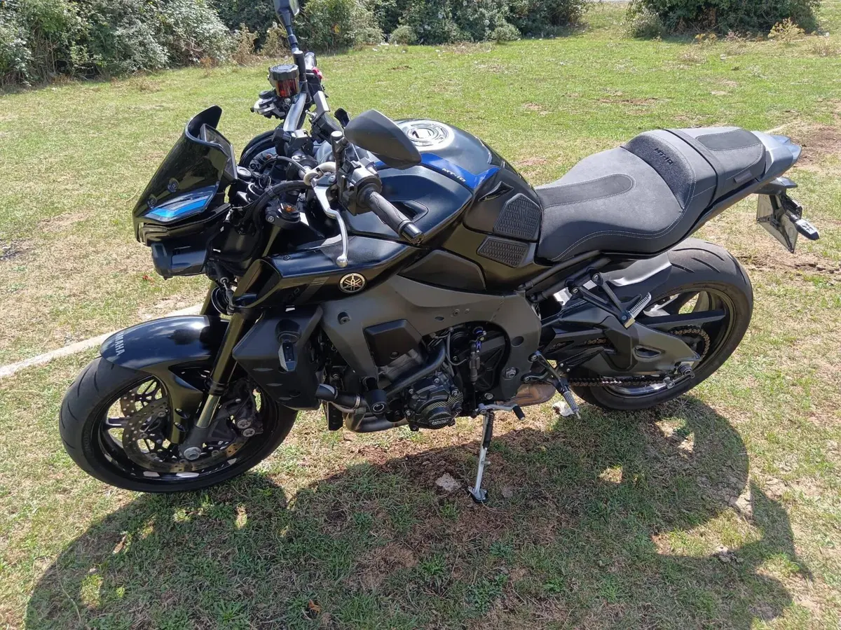 Yamaha MT-10 (2022 - 26) (3)