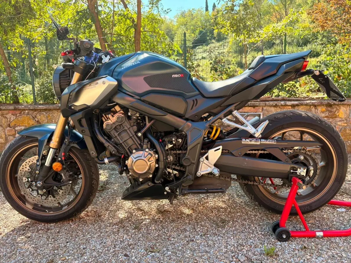 Honda CB 650 R (2021 - 23)