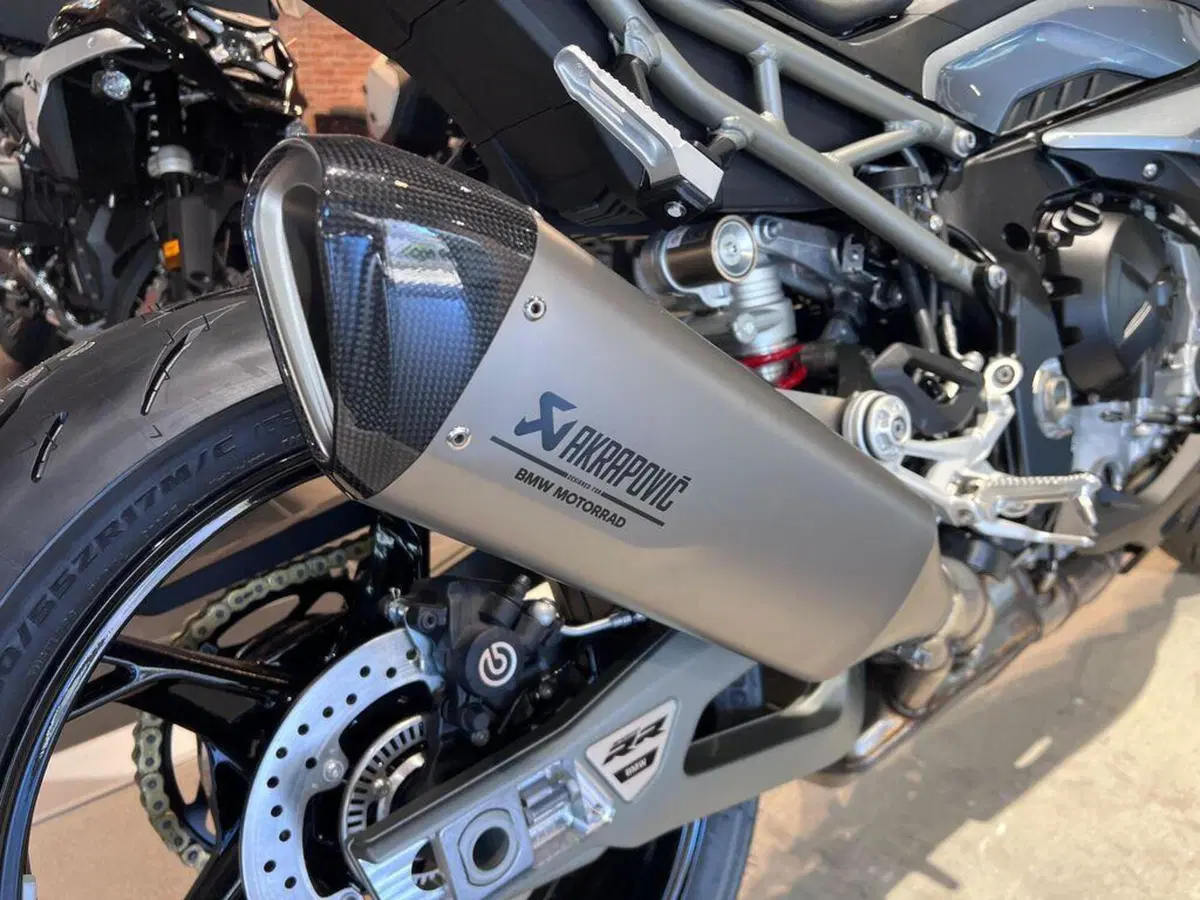 Bmw S 1000 RR (2025 - 27) (10)