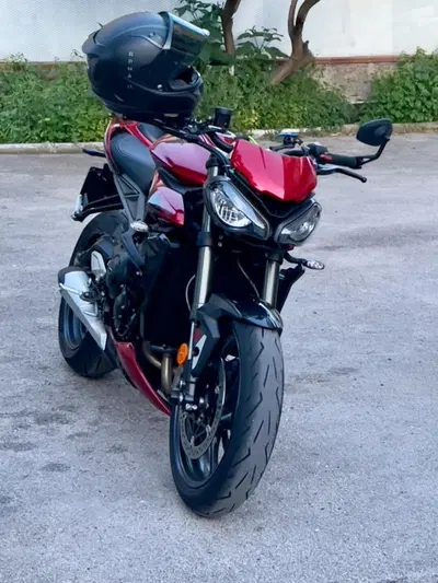 Triumph Street Triple 765 RS (2023 - 26) usata