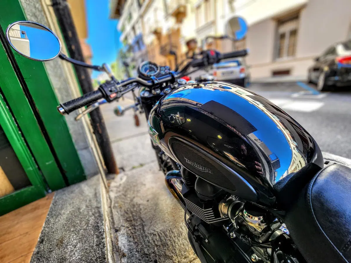 Triumph Bonneville SE (2009 - 13) (15)