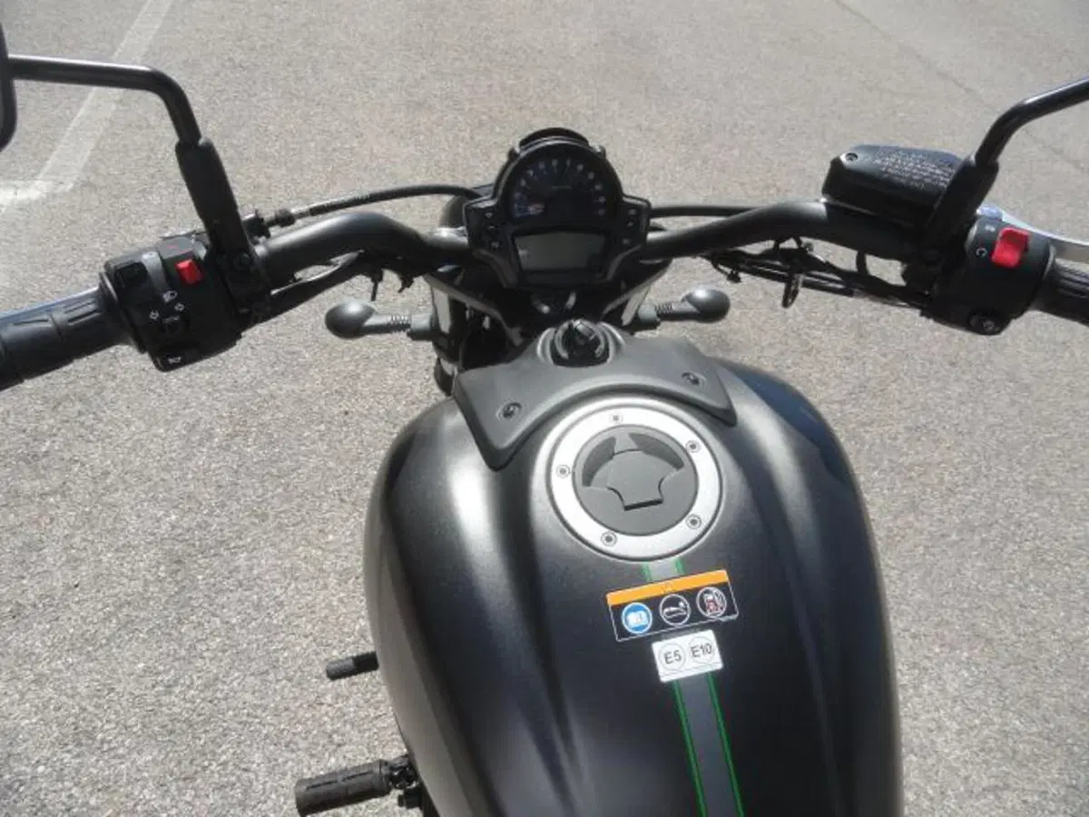Kawasaki Vulcan S (2021 - 24) (12)