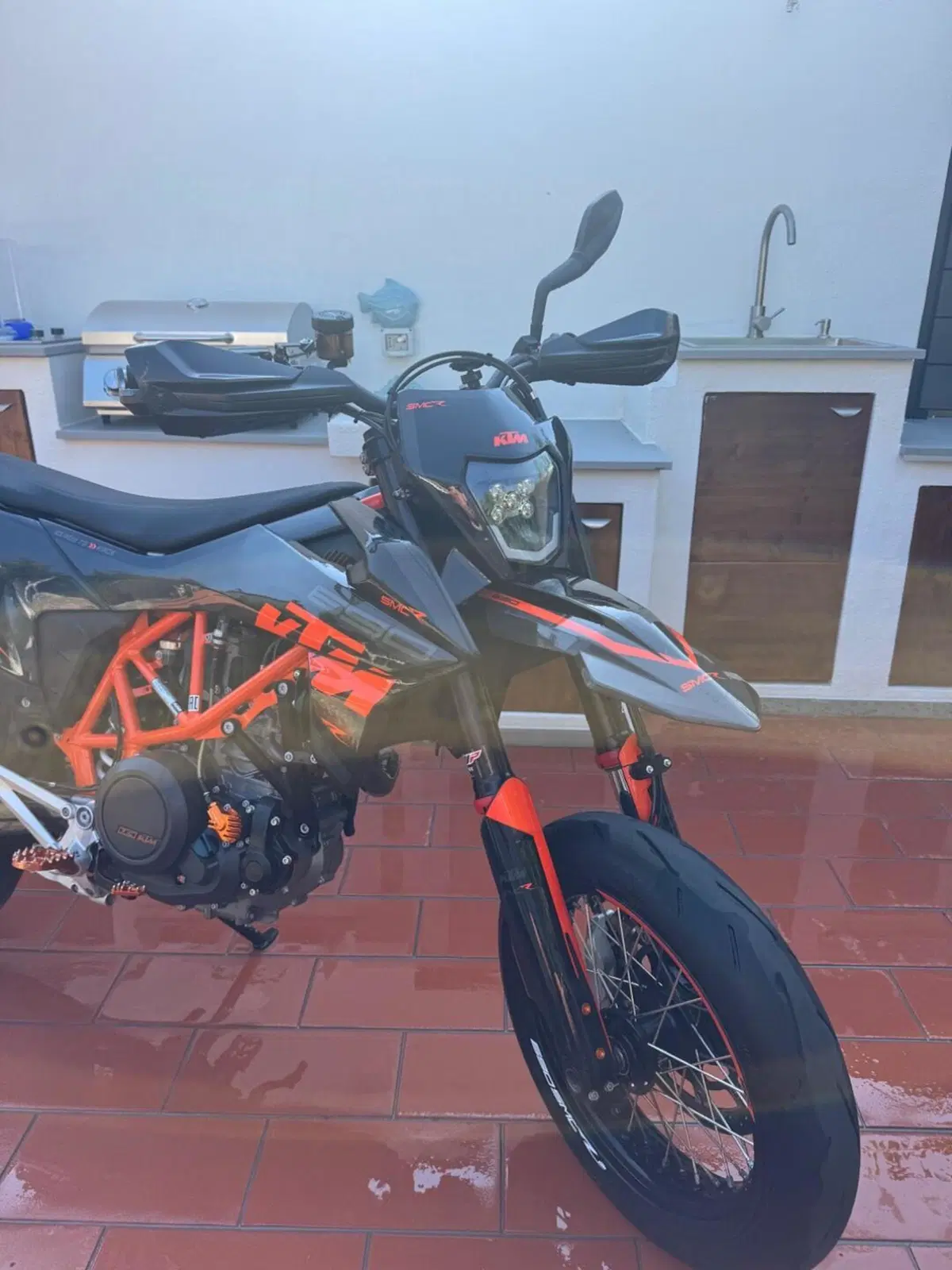 KTM 690 SMC R (2021 - 22) (4)