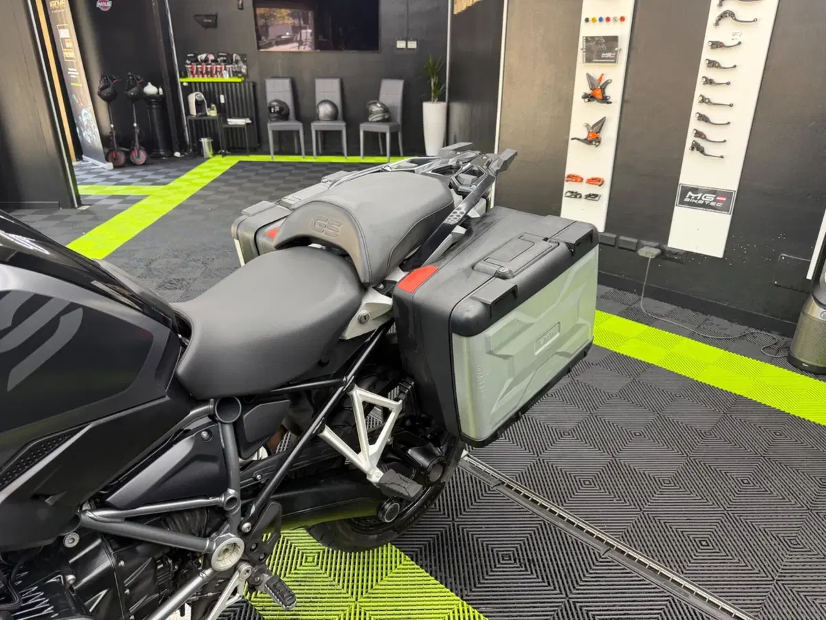 Bmw R 1250 GS (2021 - 24) (5)