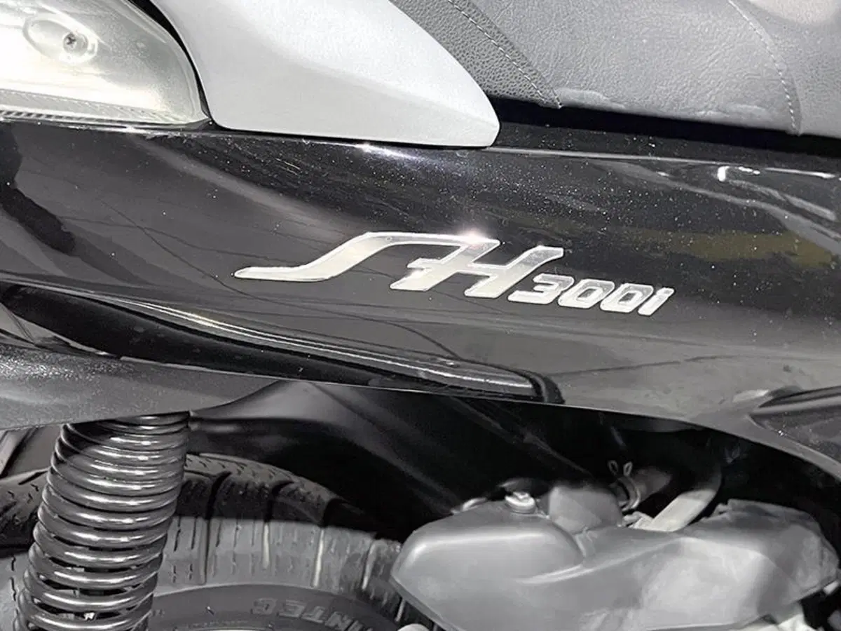 Honda SH 300 i (2006 - 10) (5)