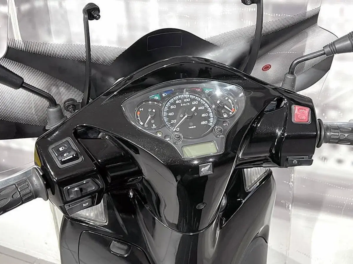 Honda SH 300 i (2006 - 10) (6)