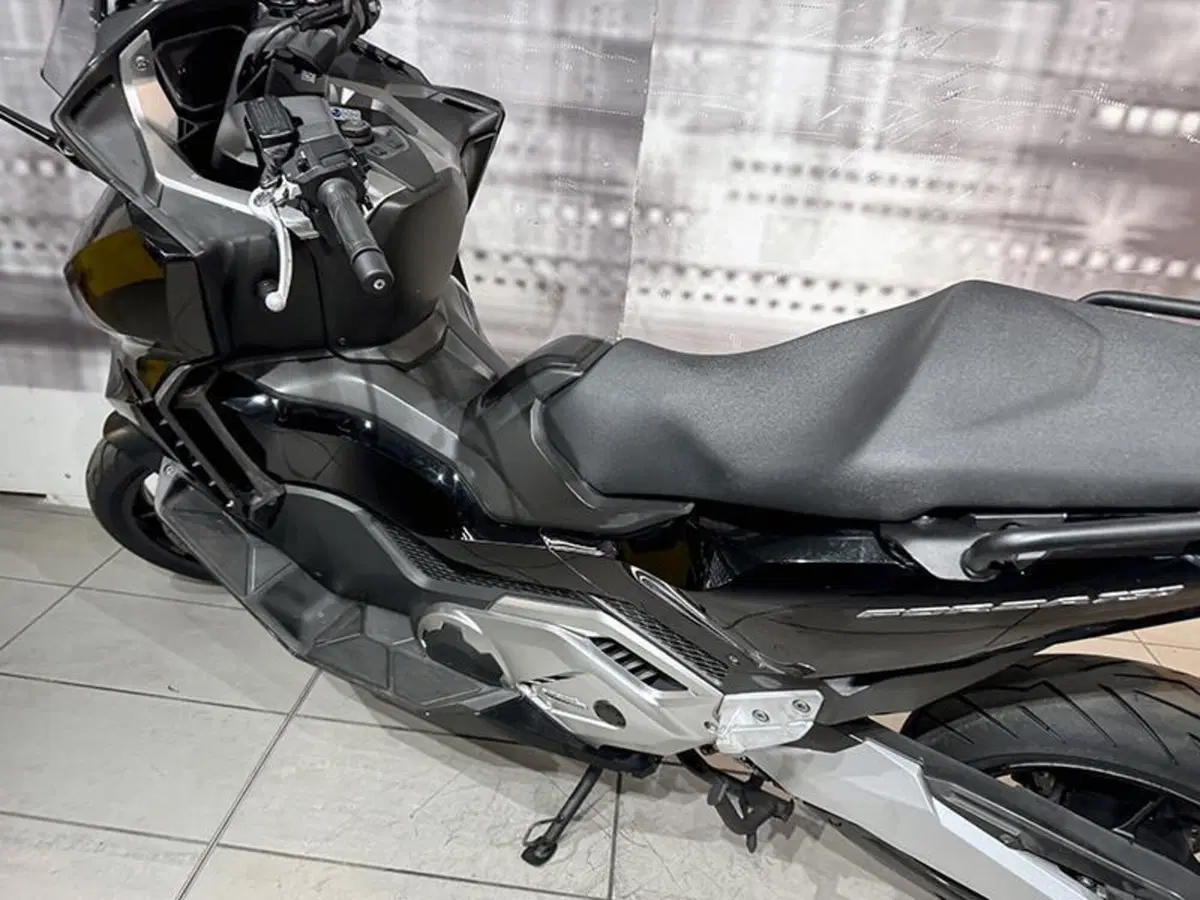 Honda Forza 750 DCT (2021 - 24) (5)