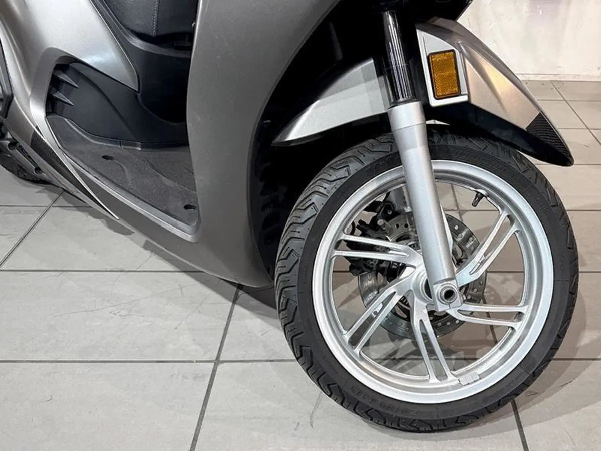 Honda SH 350 (2021 - 24) (4)