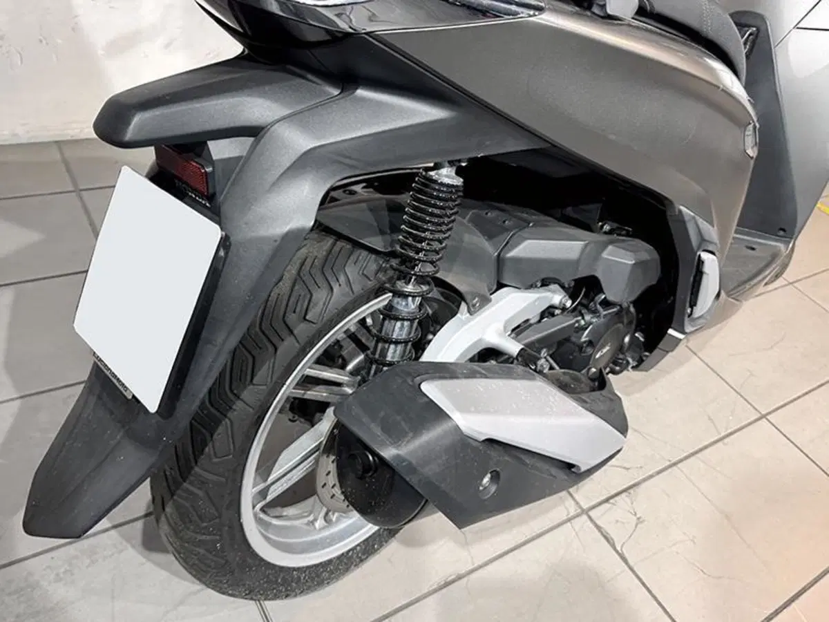 Honda SH 350 (2021 - 24) (6)