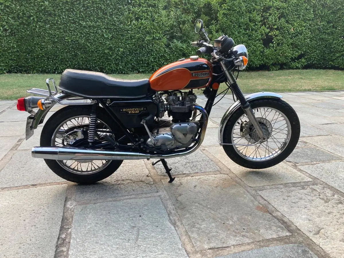 Triumph Bonneville T140E 750cc  (7)