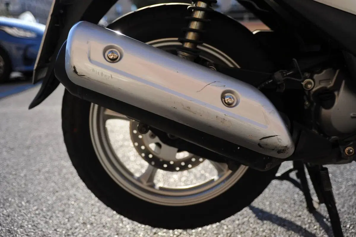 Suzuki SIXteen 150 (2007 - 14) (12)