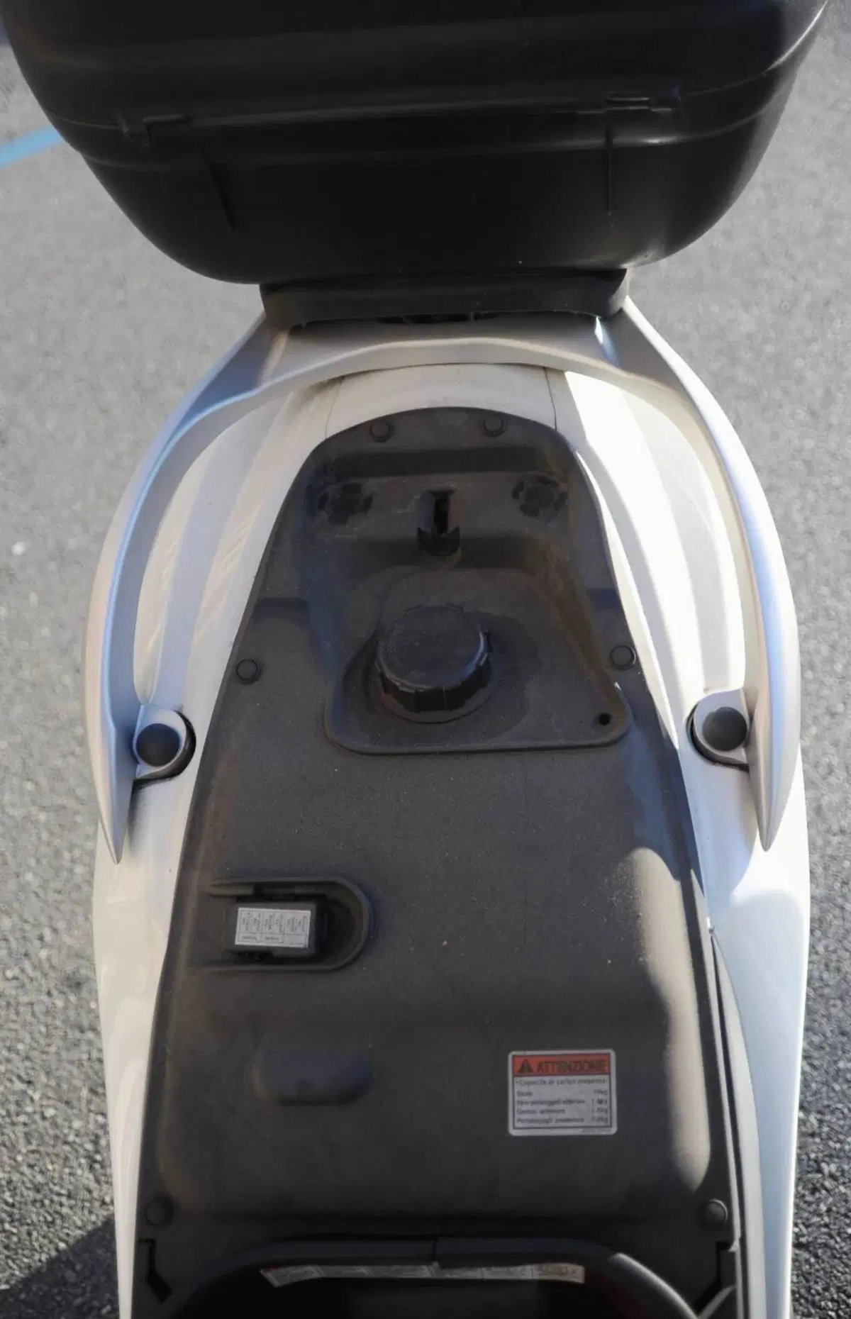 Suzuki SIXteen 150 (2007 - 14) (13)