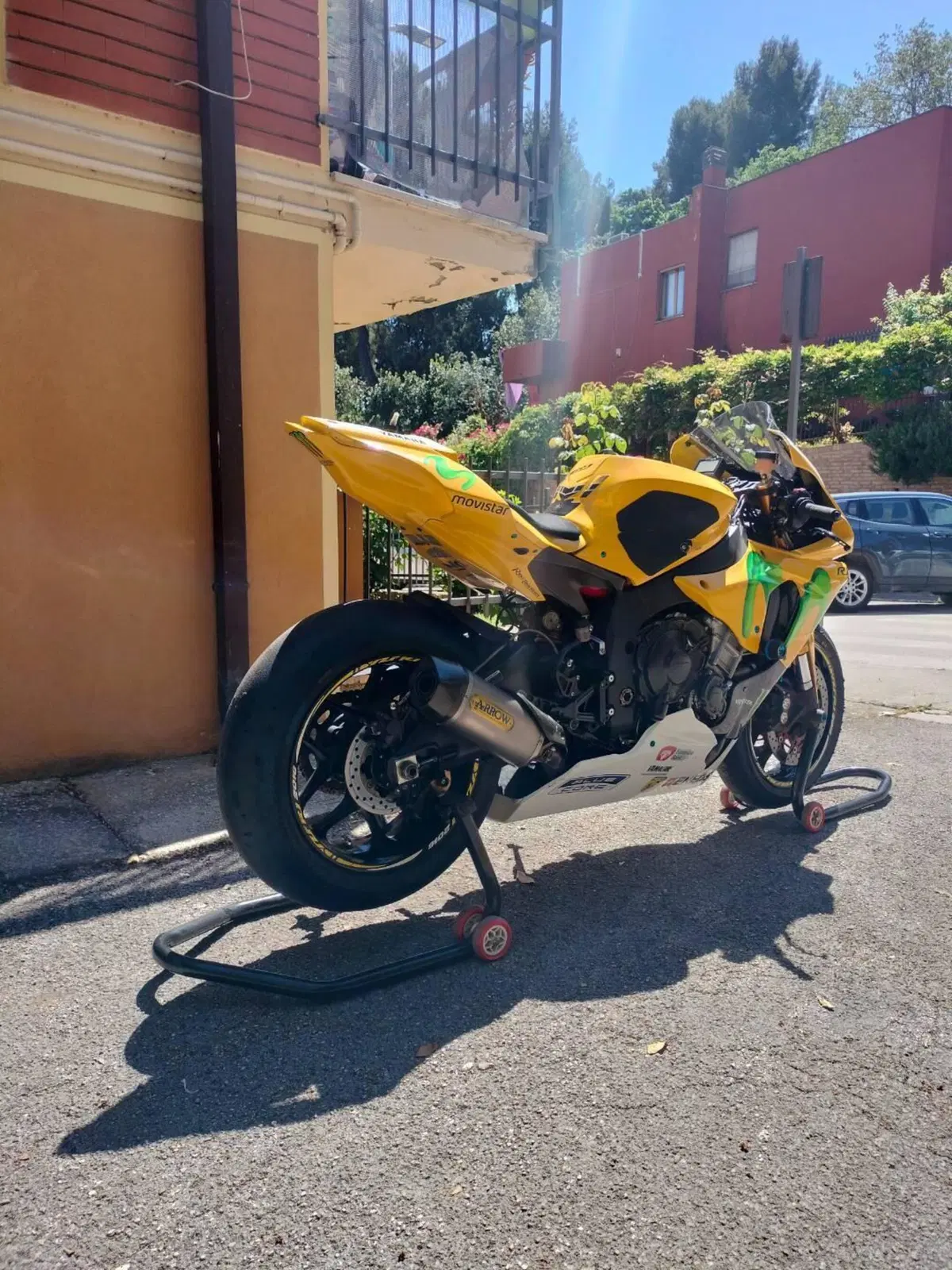Yamaha YZF R1 (2015 - 16) (2)