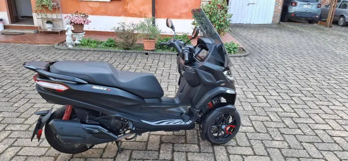 Piaggio MP3 400 Sport ABS Hpe (2023 - 24) (3)