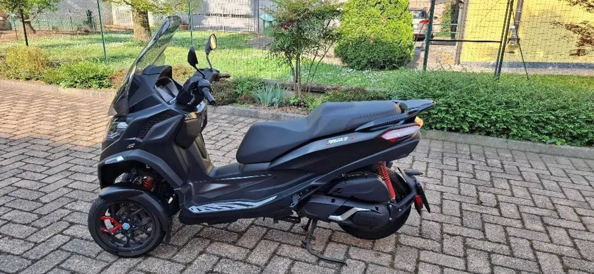 Piaggio MP3 400 Sport ABS Hpe (2023 - 24) (4)