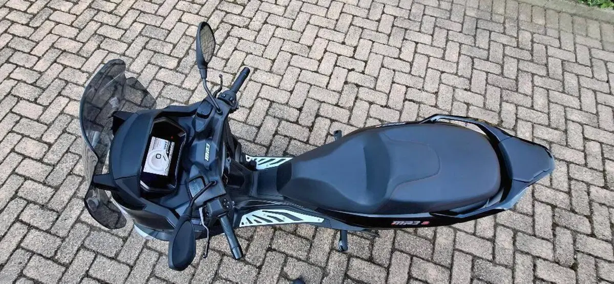 Piaggio MP3 400 Sport ABS Hpe (2023 - 24) (5)
