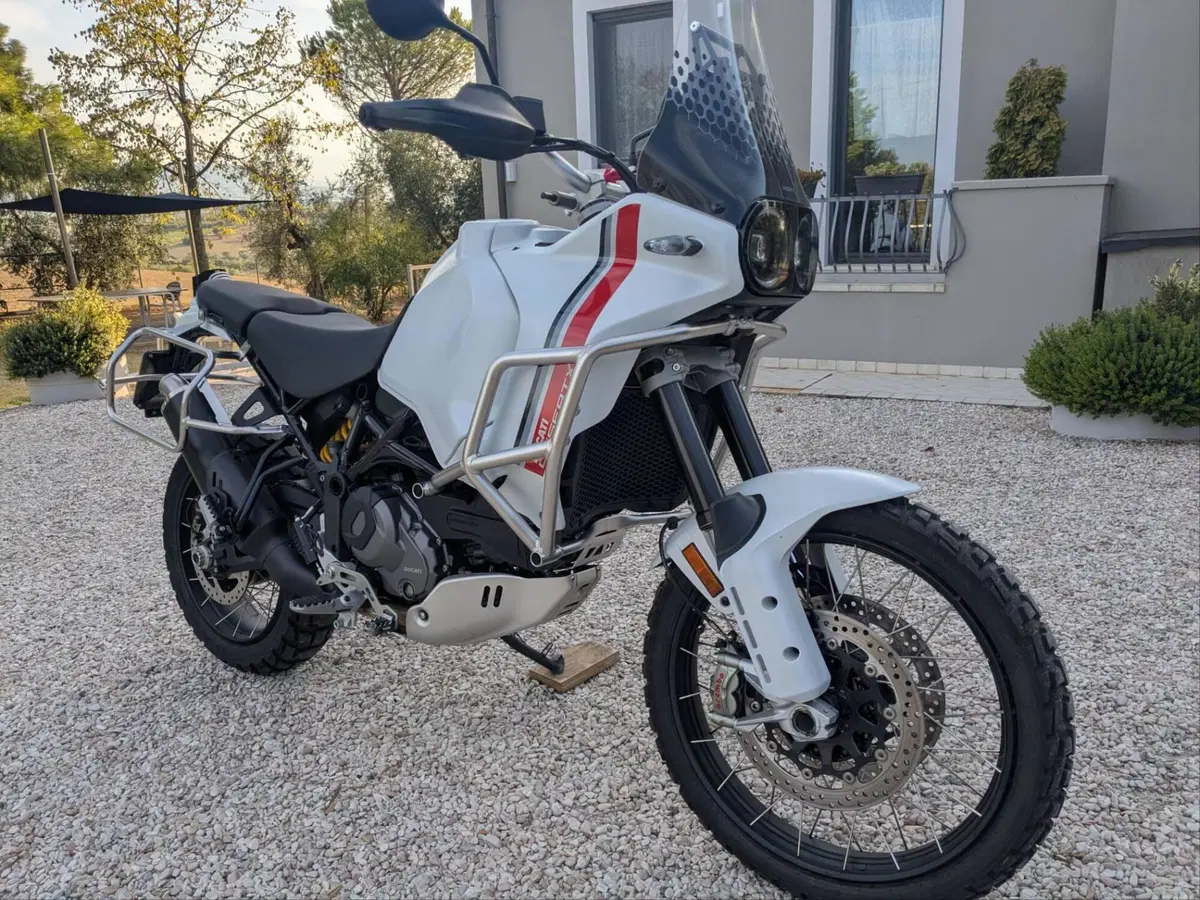 Ducati DesertX (2022 - 25) (3)