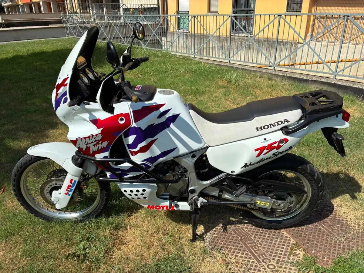 Honda Africa Twin XRV 750 (1996 - 02) (6)