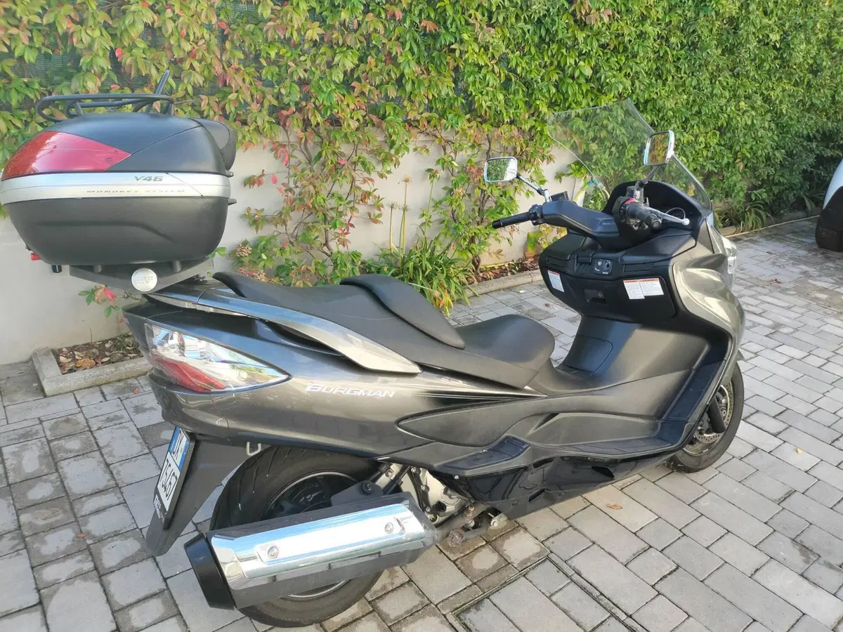 Suzuki Burgman AN 400 Lux (2012 - 16) (2)