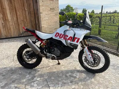 Ducati DesertX Rally (2024 - 25) usata