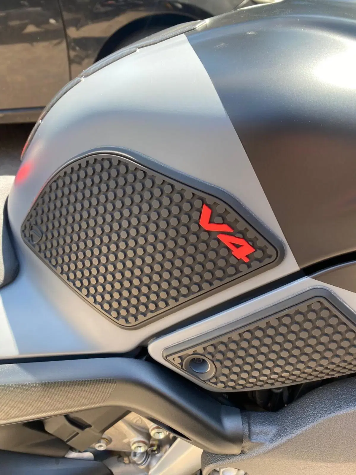 Ducati Streetfighter V4 (2023 - 24) (9)