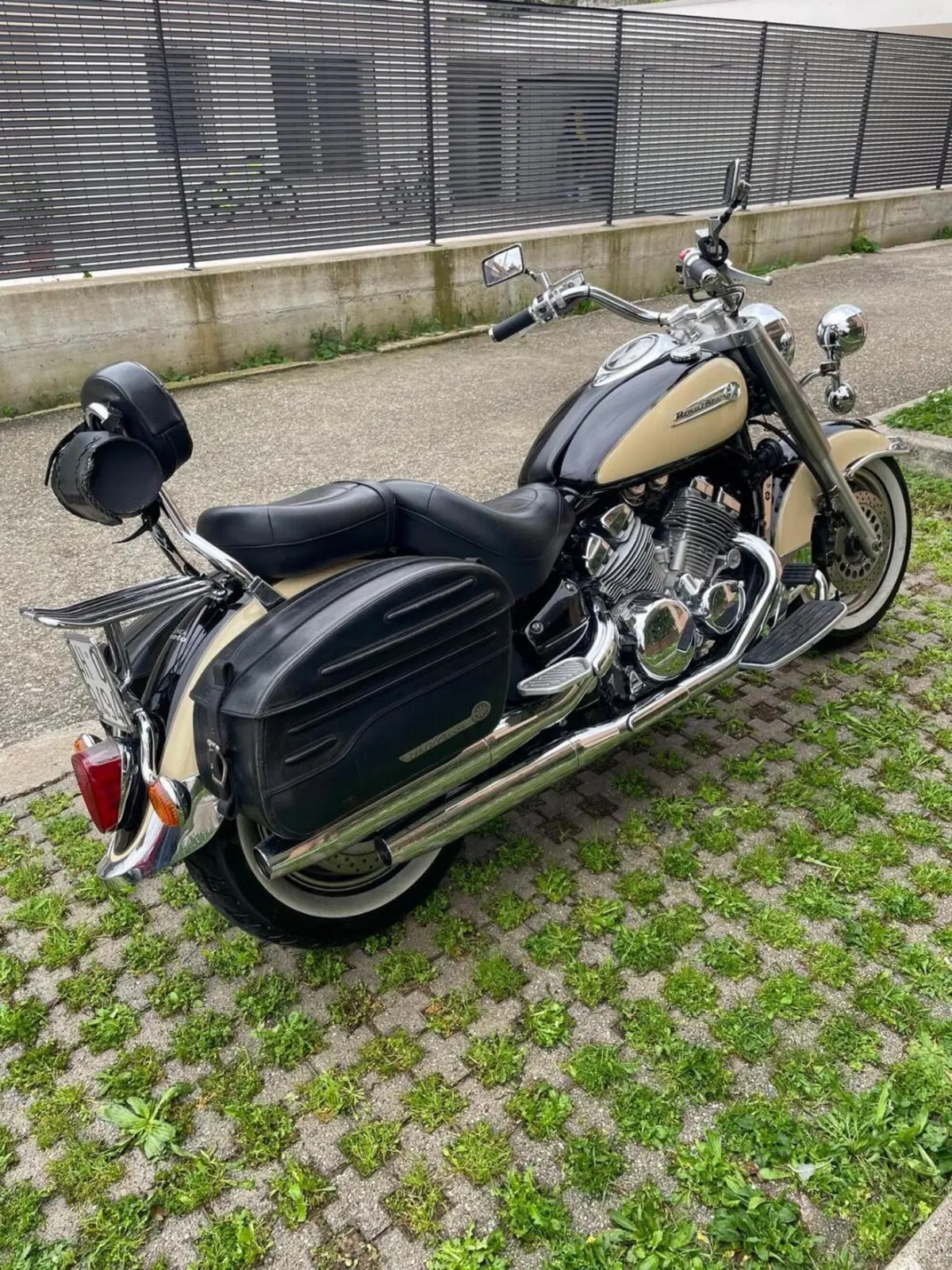 Yamaha XVZ 1300 Royal Star T.C. (1997 - 02) (3)