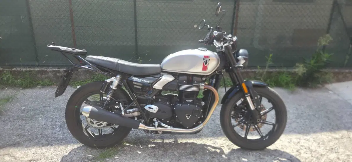 Triumph Speed Twin 900 (2025 - 26)