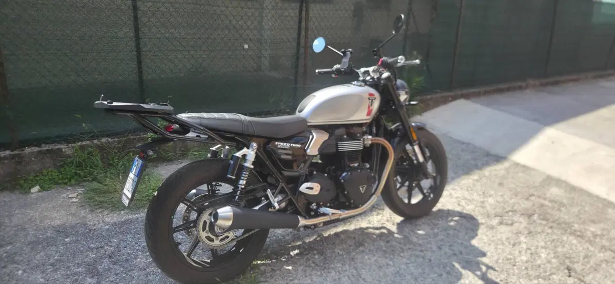 Triumph Speed Twin 900 (2025 - 26) (2)
