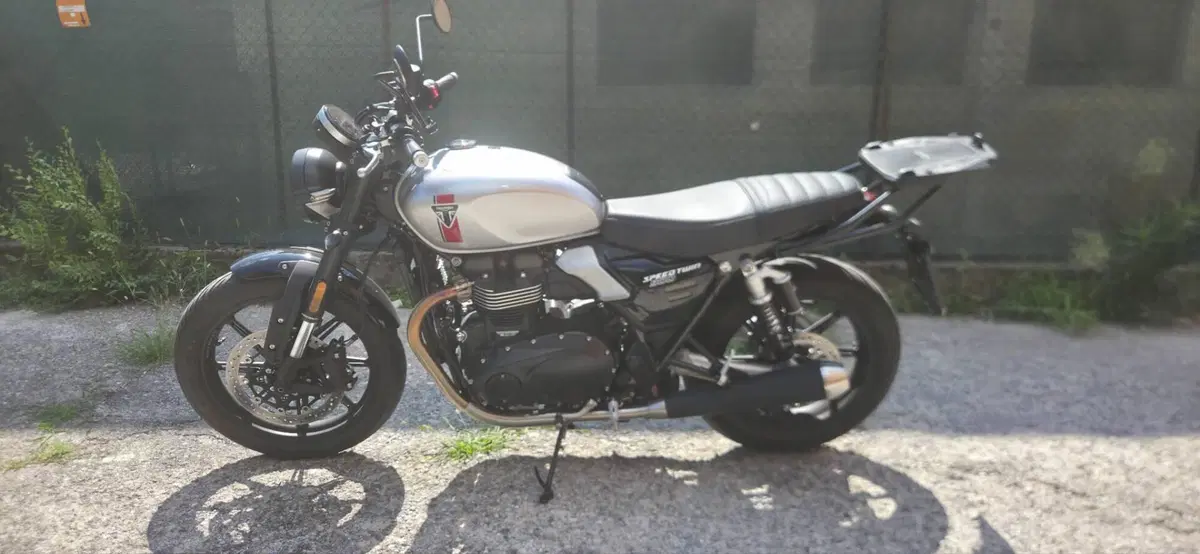 Triumph Speed Twin 900 (2025 - 26) (3)