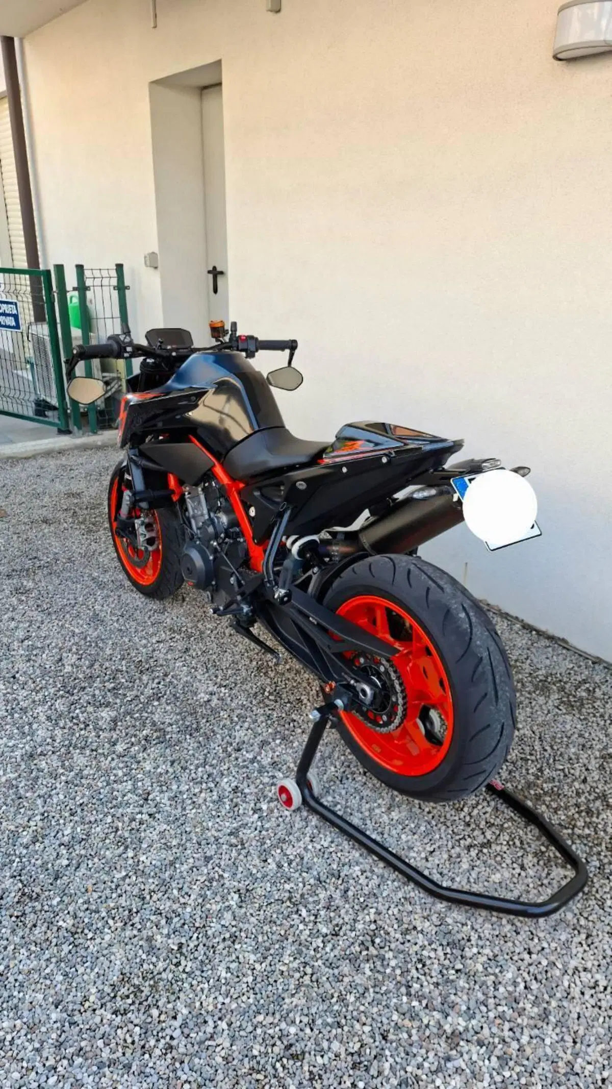 KTM 890 Duke R (2021 - 23) (5)