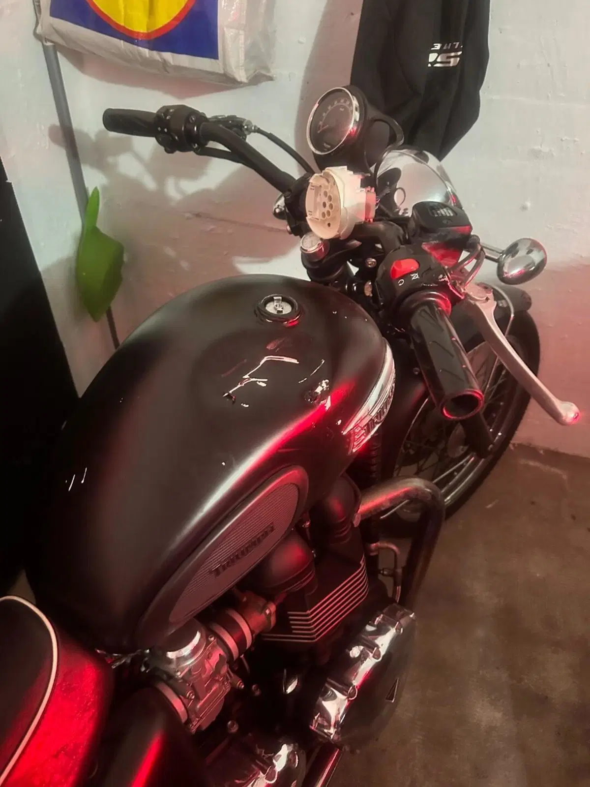 Triumph Bonneville T100 (2008 - 16) (13)