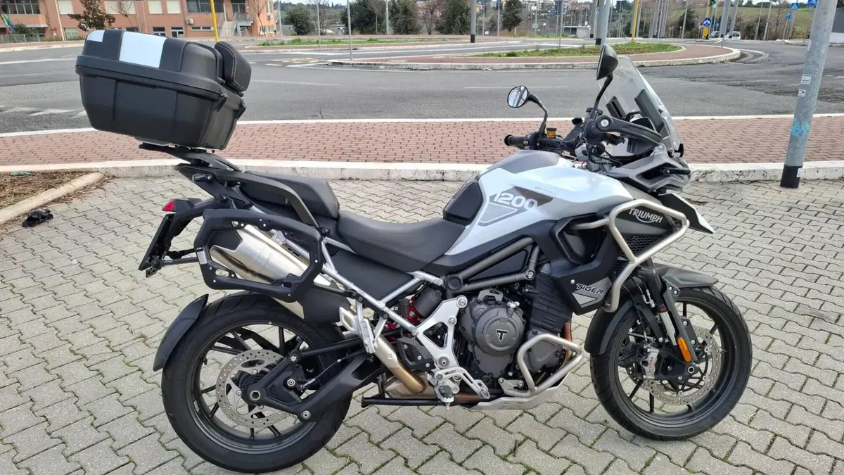 Triumph Tiger 1200 GT Pro (2022 - 23) (2)
