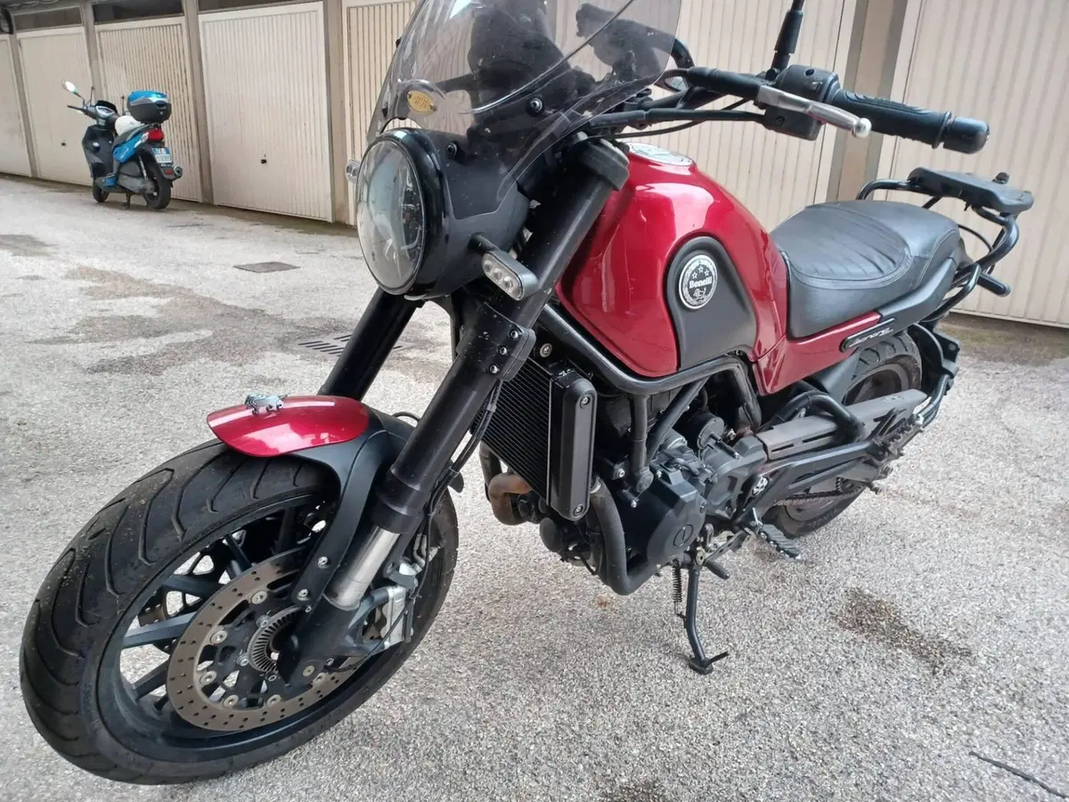 Benelli Leoncino 500 (2021 - 25) (4)