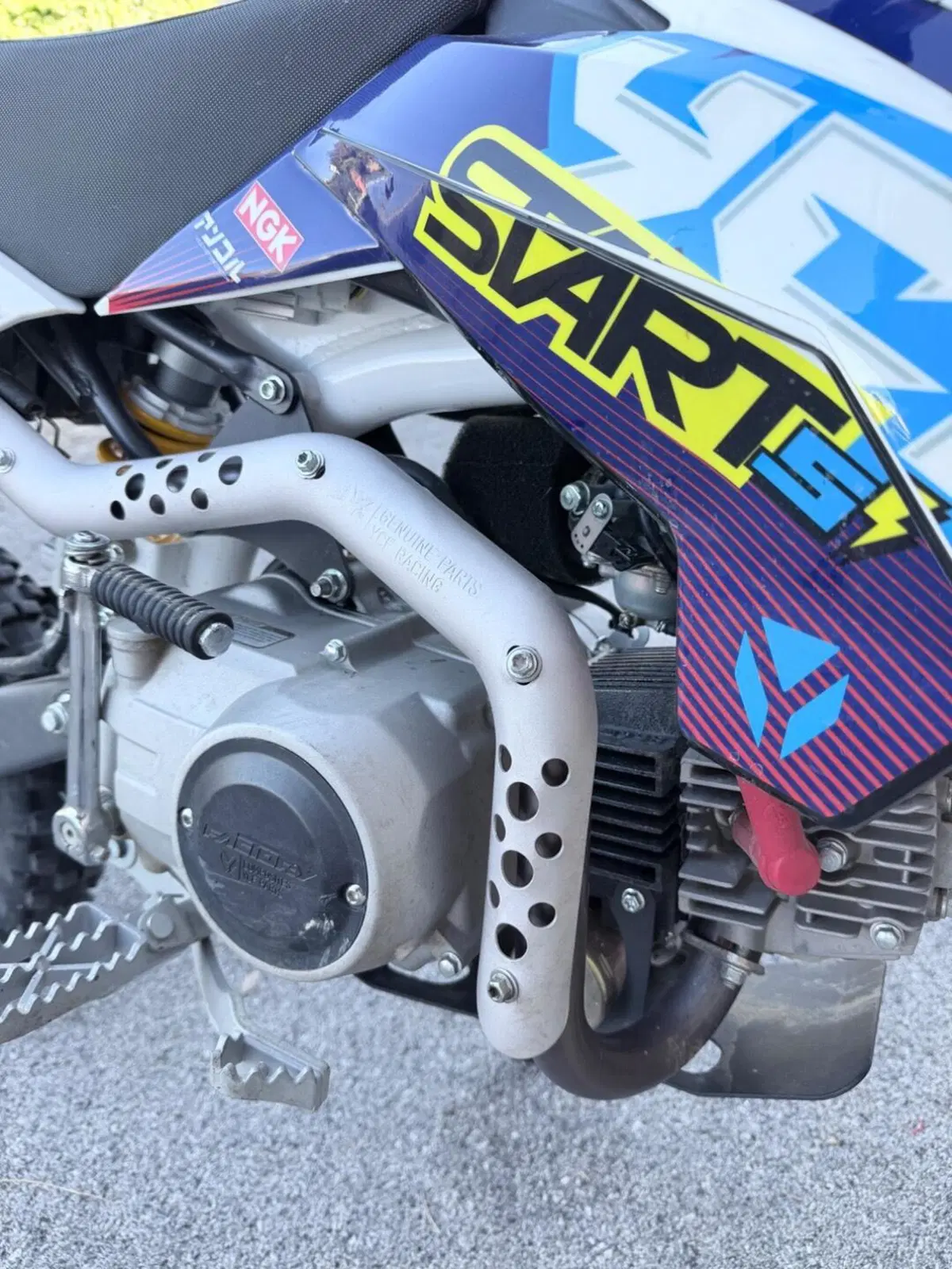 YCF F88 (2021 - 22) (4)