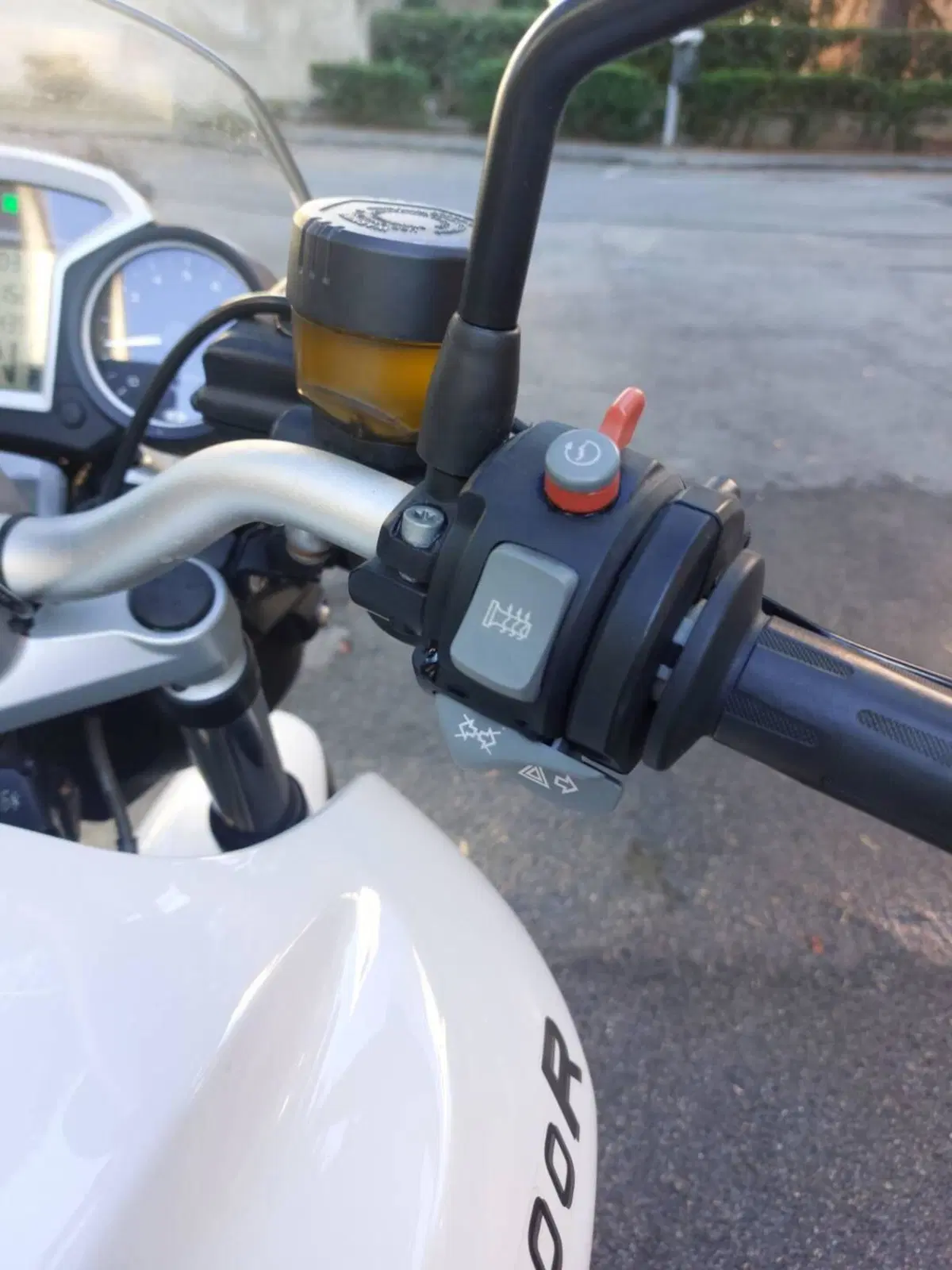 Bmw R 1200 R (2011 - 14) (5)