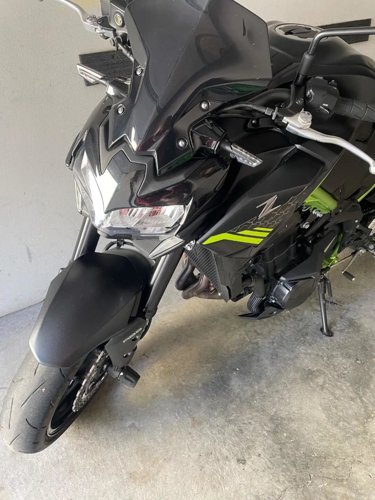 Kawasaki Z 900 Performance (2021 - 24) (2)