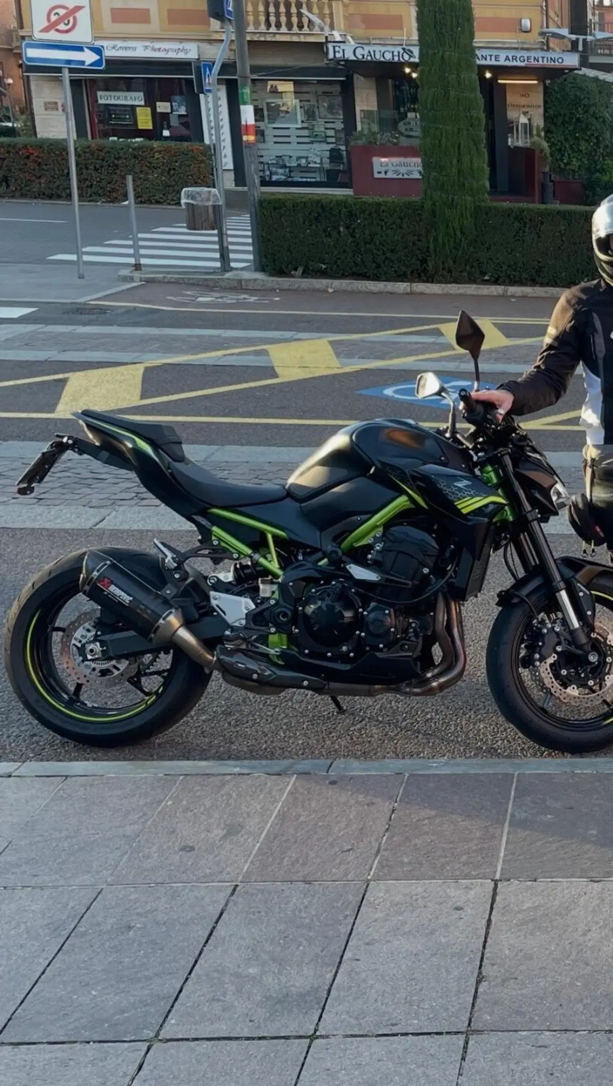 Kawasaki Z 900 Performance (2021 - 24) (7)