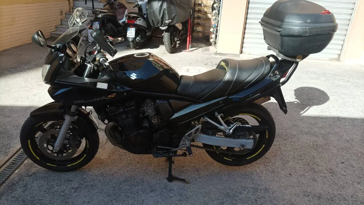 Suzuki GSF 650 Bandit S (2005 - 06) (2)