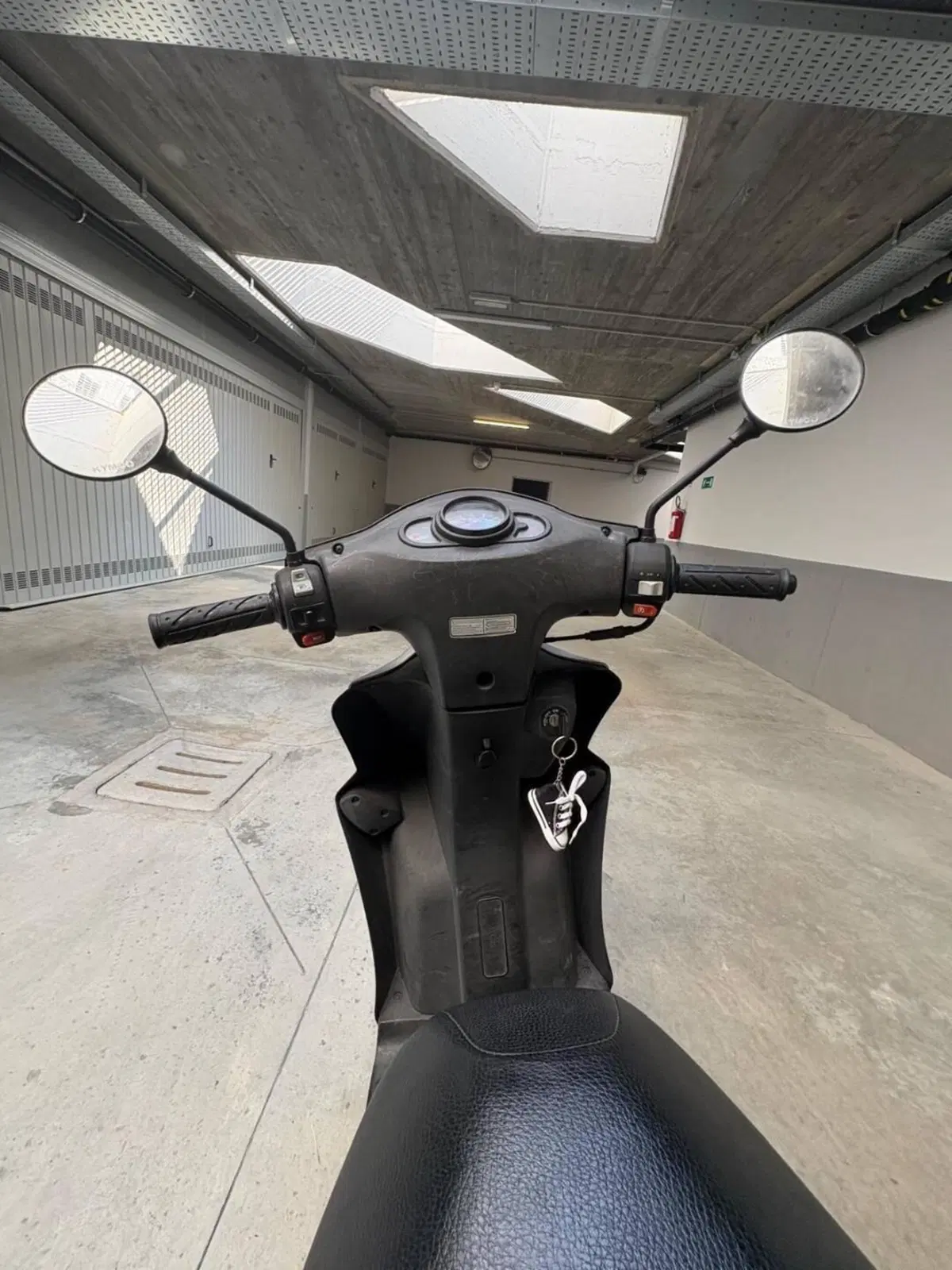 Kymco Agility 50 R16 (2008 - 16) (5)