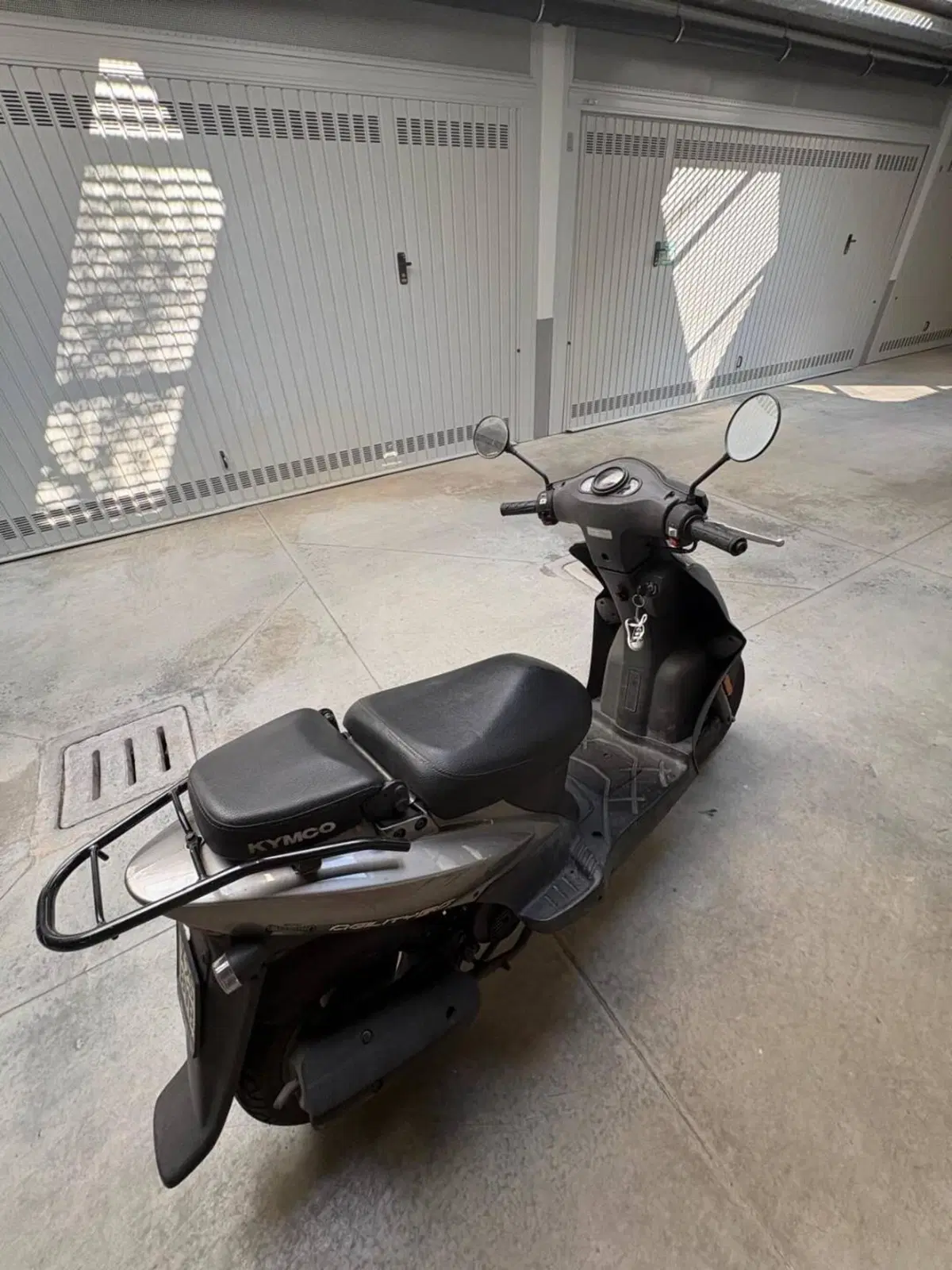 Kymco Agility 50 R16 (2008 - 16) (7)