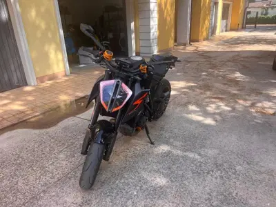 KTM 1290 Super Duke R (2019) usata