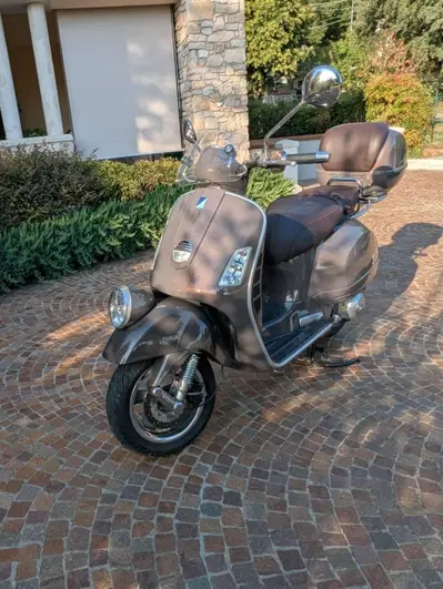 Vespa GTV 300 Vie della Moda (2011 - 14) usata