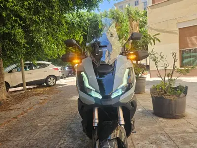 Honda ADV 350 (2022 - 24) usata