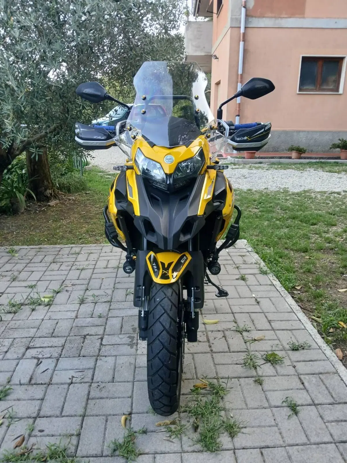Benelli TRK 502X (2021 - 26) (3)