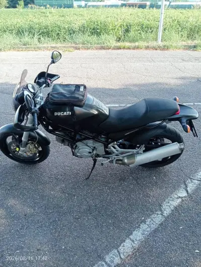 Ducati Monster 620 Dark (2003 - 06) usata